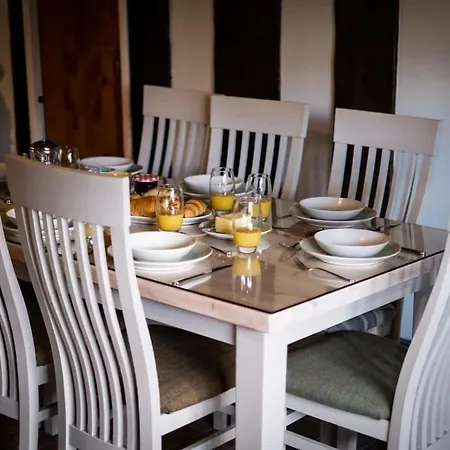 Bordriggs Farm Grade 2 Listed 6 Bedroom, Hot Tub, 13 Guests, 3 Properties
