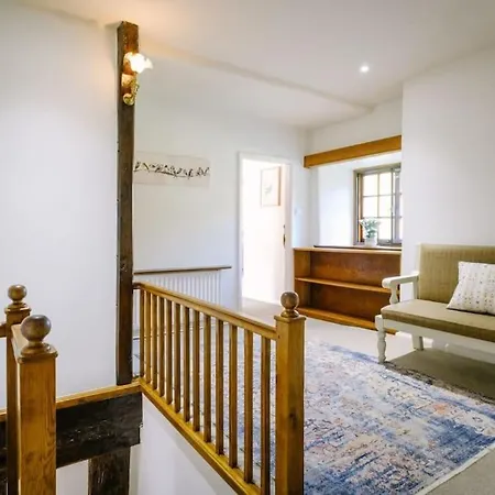 Holiday home Bordriggs Farm Grade 2 Listed 6 Bedroom, Hot Tub, 13 Guests, 3 Properties *
