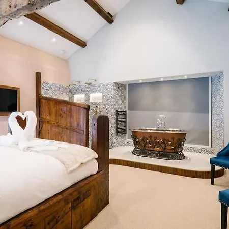 Bordriggs Farm Grade 2 Listed 6 Bedroom, Hot Tub, 13 Guests, 3 Properties Casa vacanze Bowness-on-Windermere