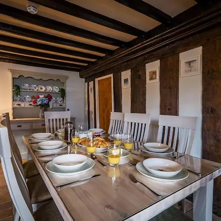 Casa vacanze Bordriggs Farm Grade 2 Listed 6 Bedroom, Hot Tub, 13 Guests, 3 Properties Bowness-on-Windermere