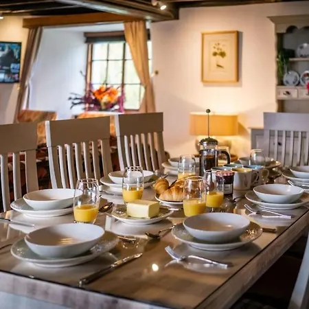 Bordriggs Farm Grade 2 Listed 6 Bedroom, Hot Tub, 13 Guests, 3 Properties *