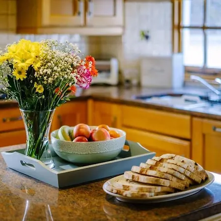 Holiday home Bordriggs Farm Grade 2 Listed 6 Bedroom, Hot Tub, 13 Guests, 3 Properties Bowness-on-Windermere