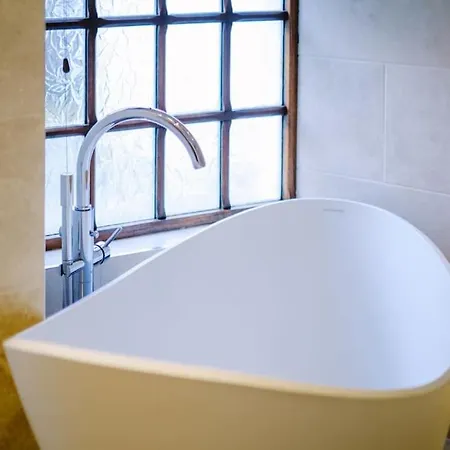 Bordriggs Farm Grade 2 Listed 6 Bedroom, Hot Tub, 13 Guests, 3 Properties *