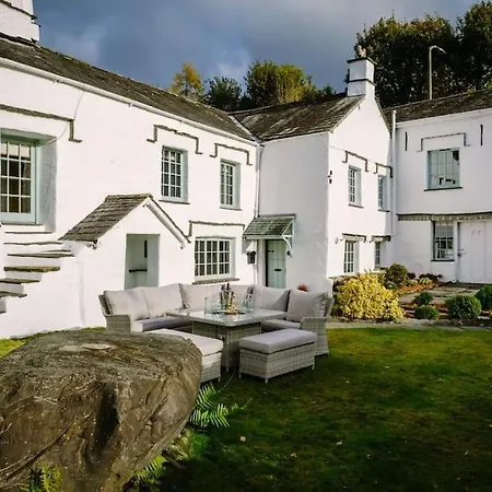 Bordriggs Farm Grade 2 Listed 6 Bedroom, Hot Tub, 13 Guests, 3 Properties 펜션