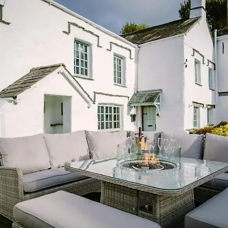 Bordriggs Farm Grade 2 Listed 6 Bedroom, Hot Tub, 13 Guests, 3 Properties 펜션 보우네스온윈더미어